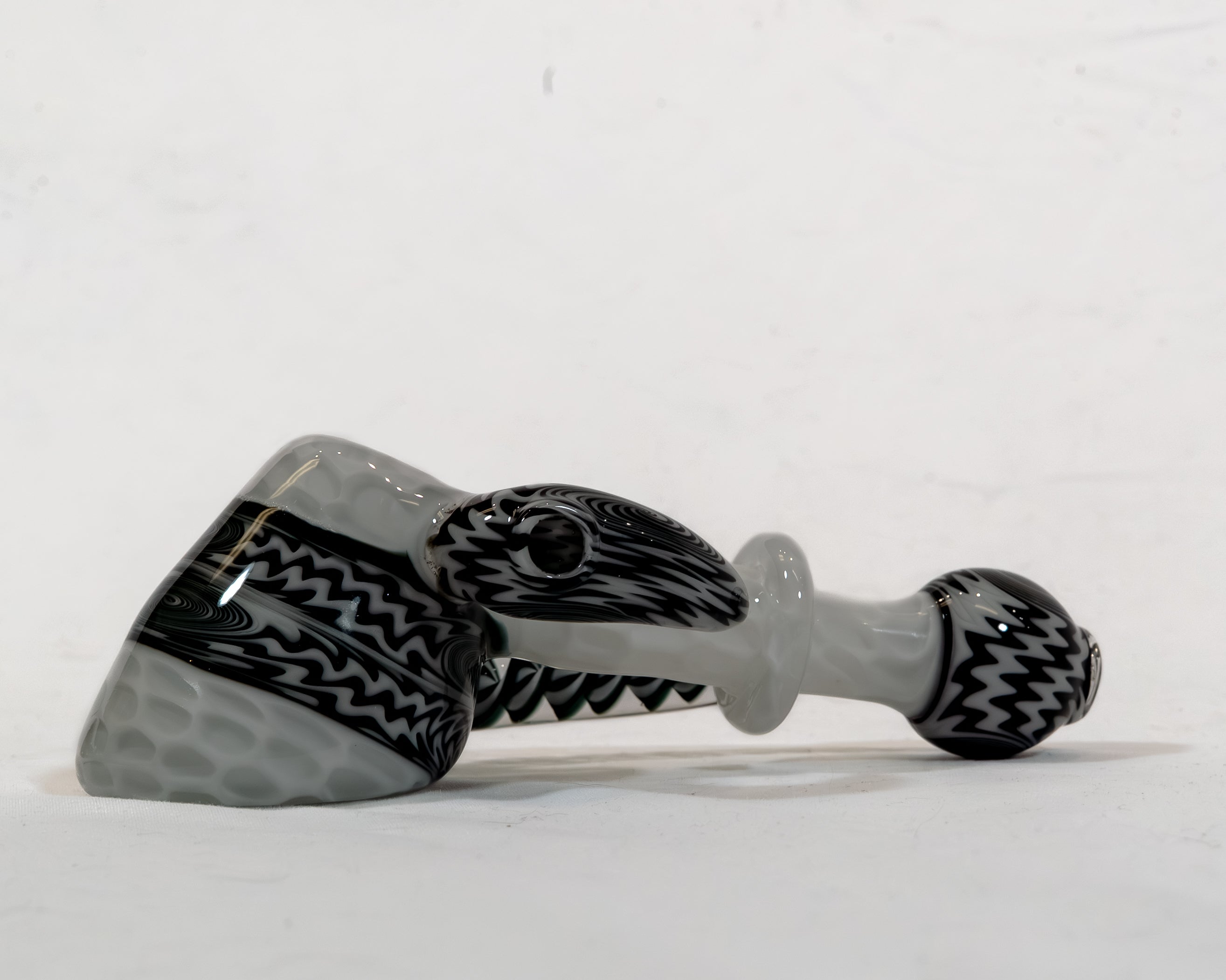 Back & White Dry Hammer