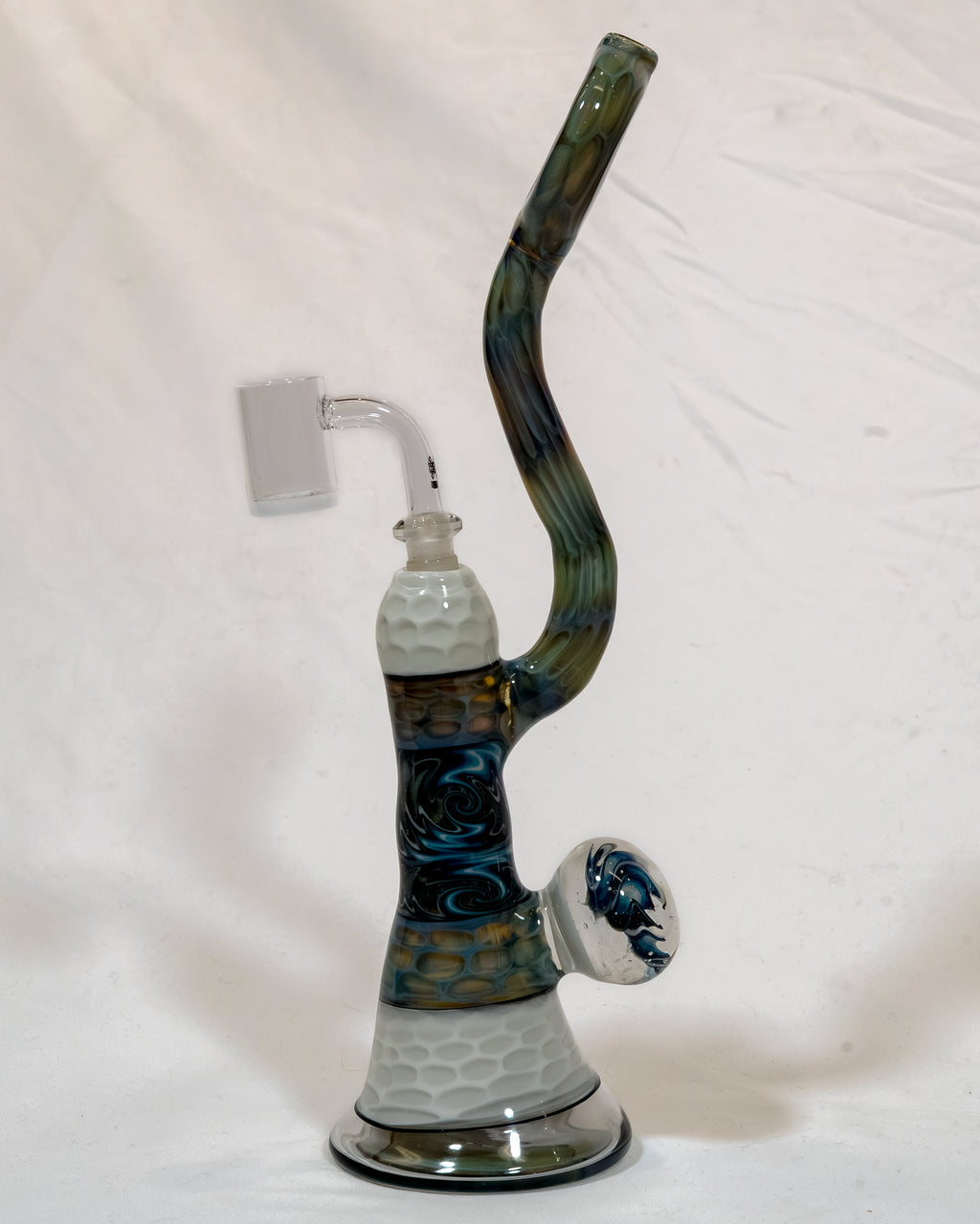 White Honeycomb Dab Rig w/ Blue Accents