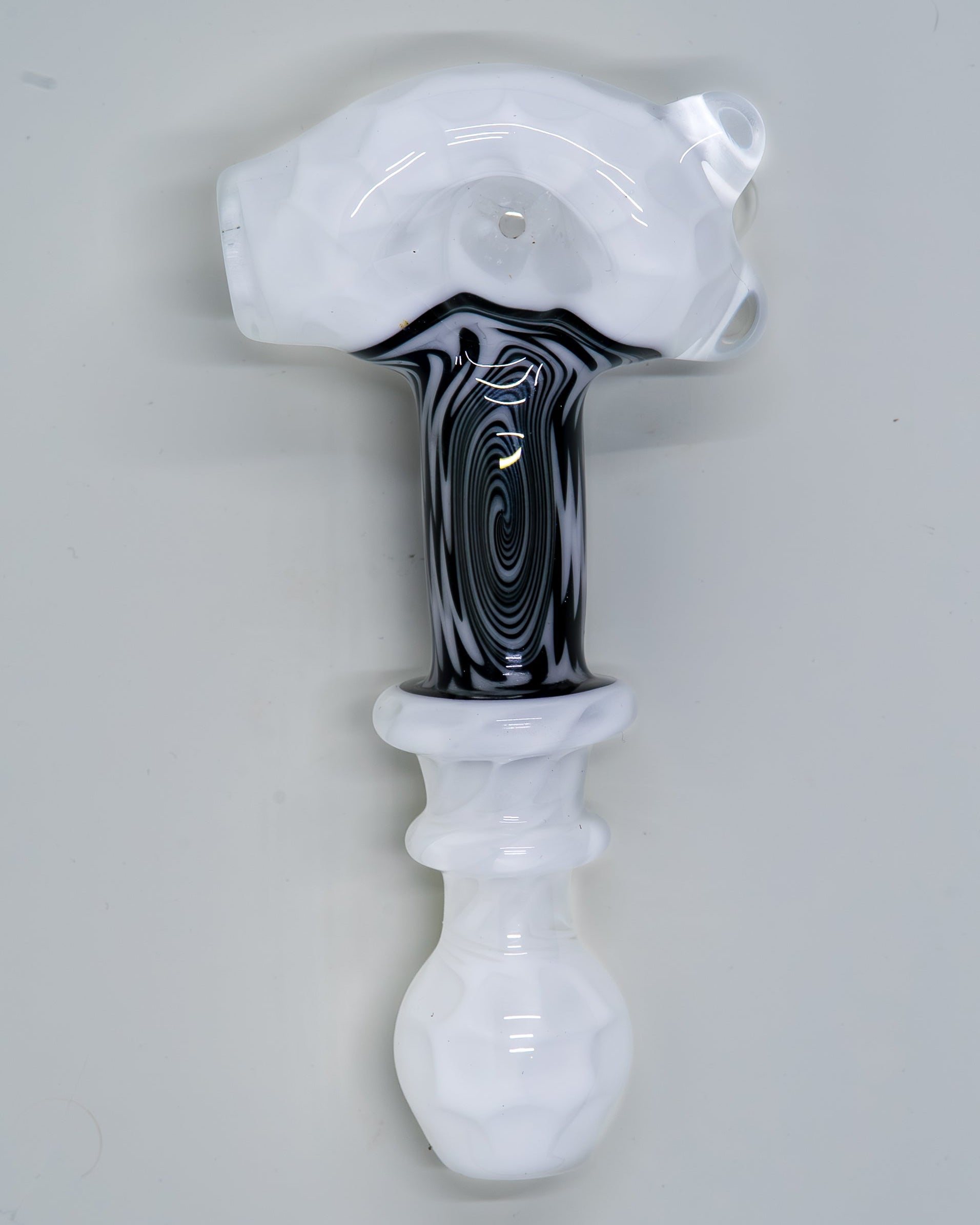 White Hand Pipe