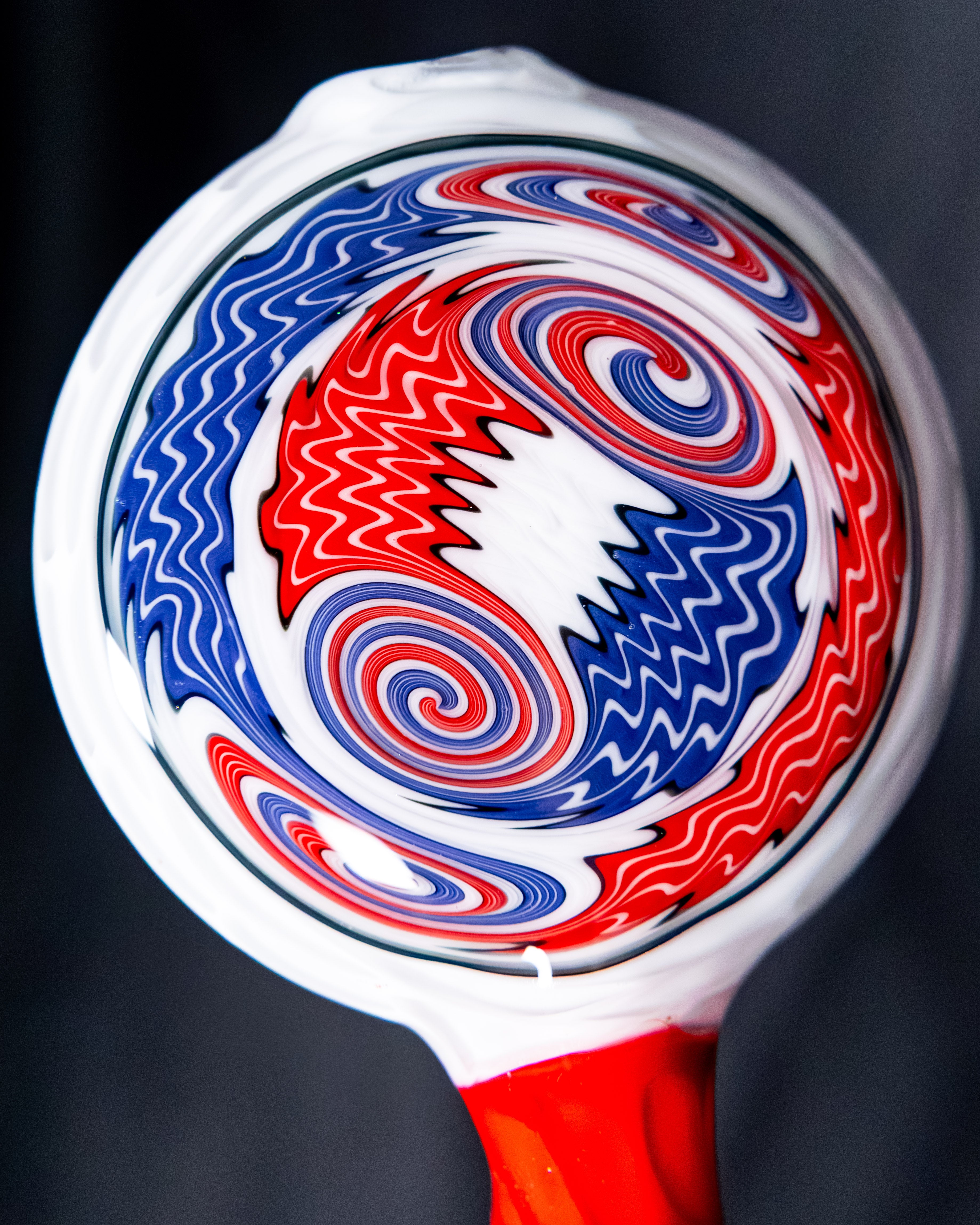 USA / Dead Head Dewar Sherlock Bubbler