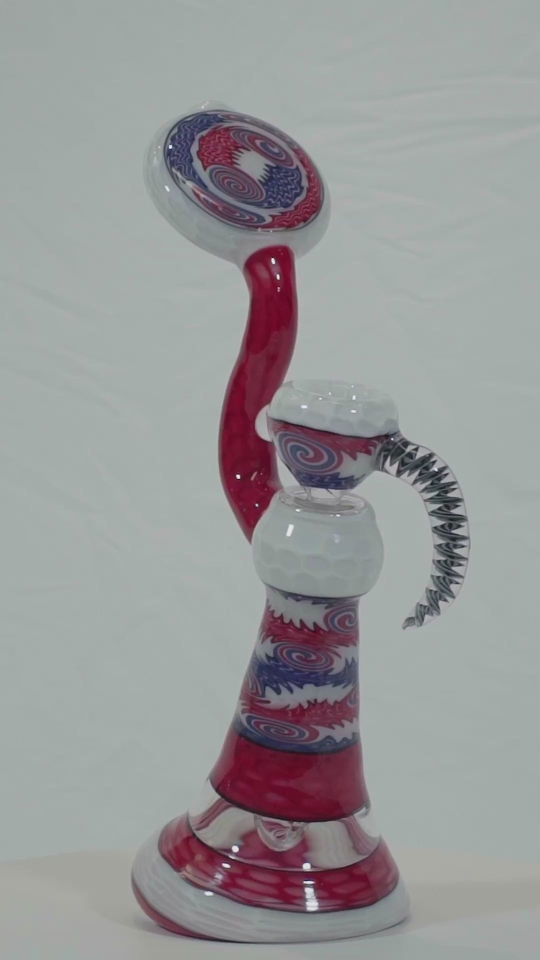 USA / Dead Head Dewar Sherlock Bubbler